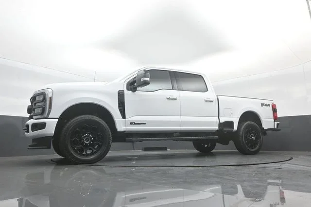 New 2026 Oxford White Ford F-350® Lariat® image 27