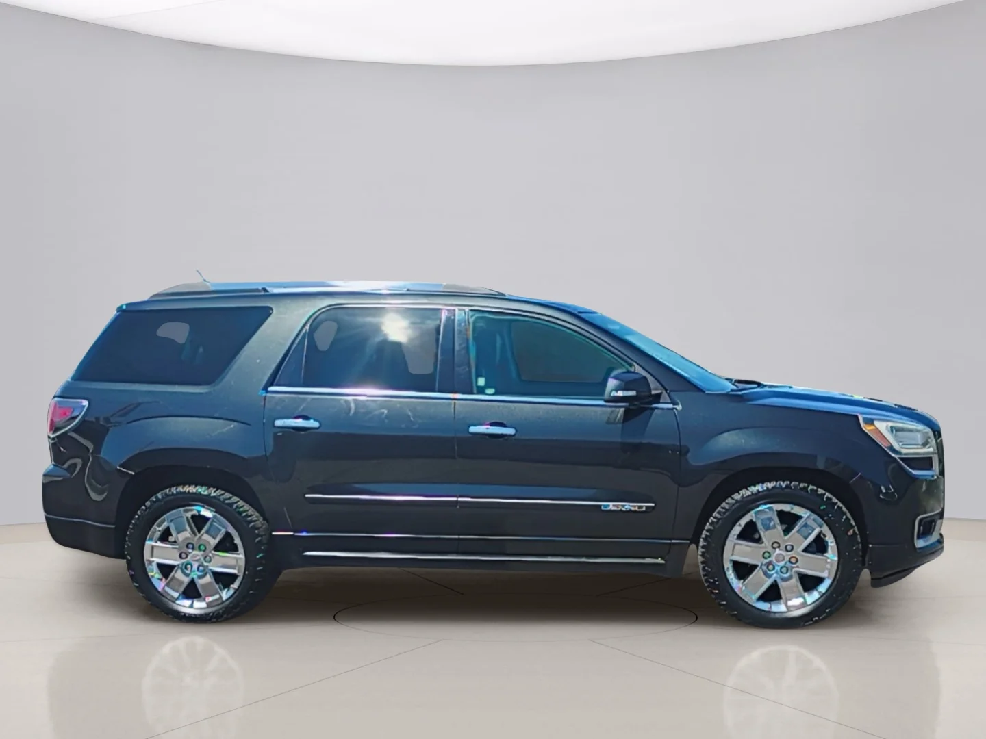 Used 2015 Black Gmc DENALI image 6