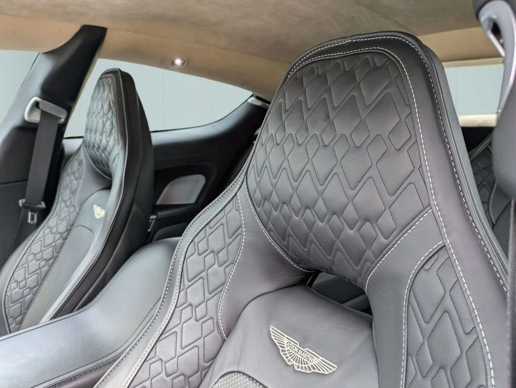 2015 Aston Martin Rapide S - Photo 26