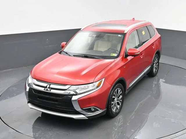 Used 2018 Red Mitsubishi GT image 23
