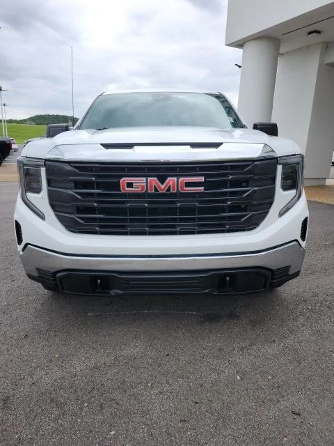 Used 2023 Summit White GMC Pro image 3