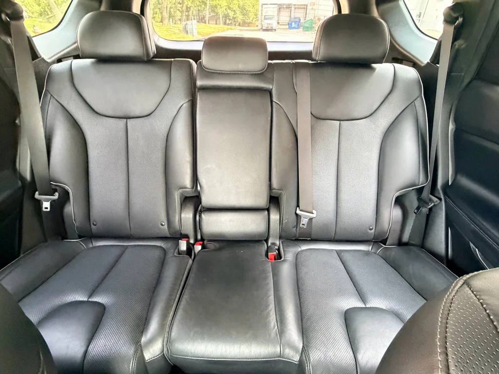 Used 2023 Hampton Gray Hyundai Limited image 30