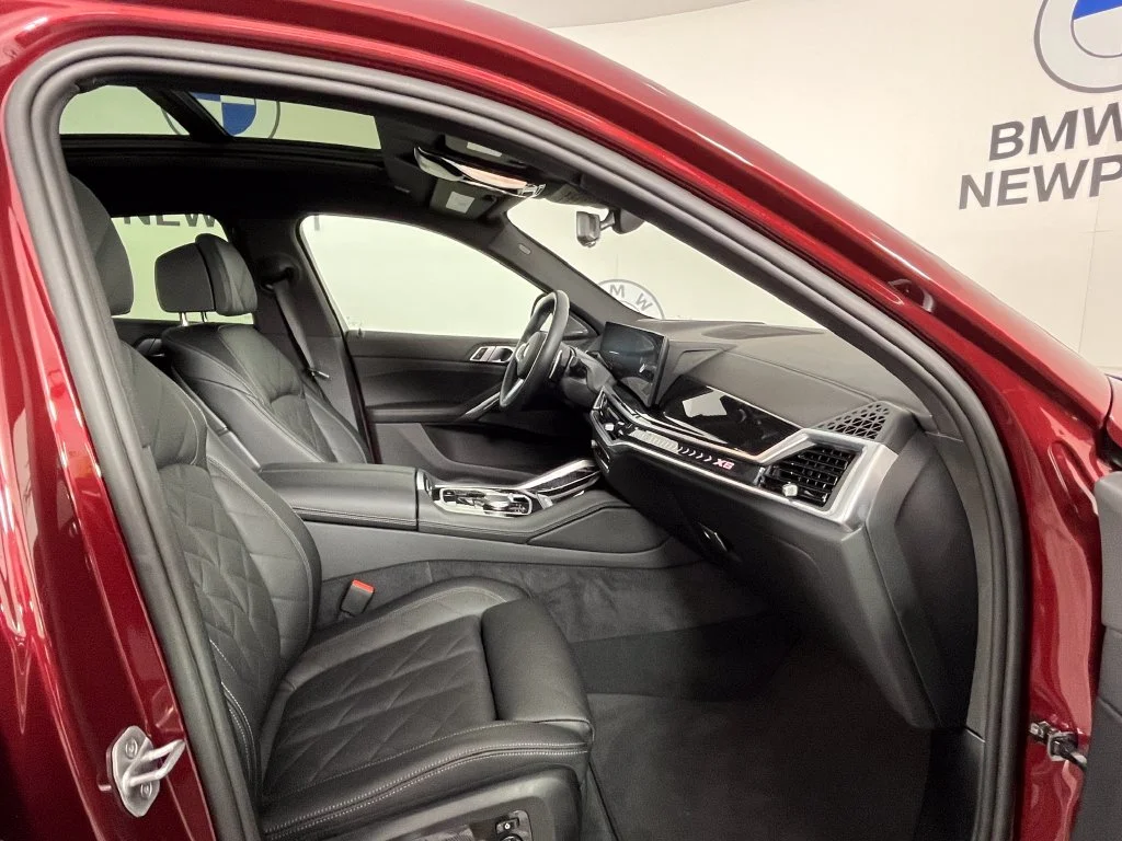 Used 2026 Red Metallic BMW xDrive40i image 24