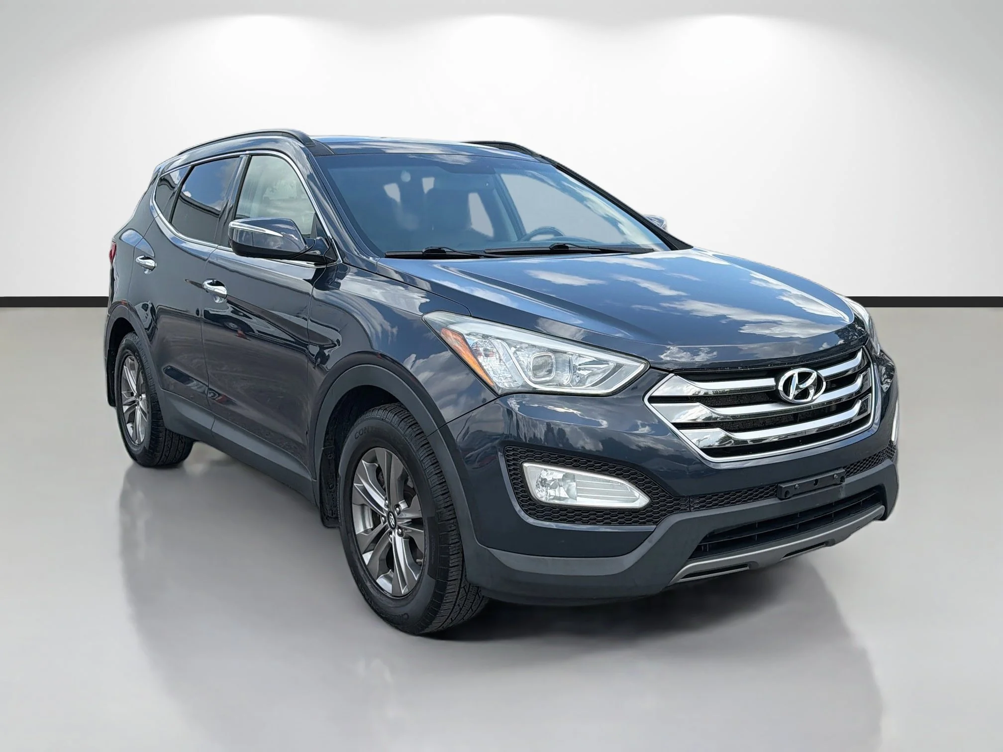 Used 2015 Marlin Blue Hyundai Premium Technology image 1