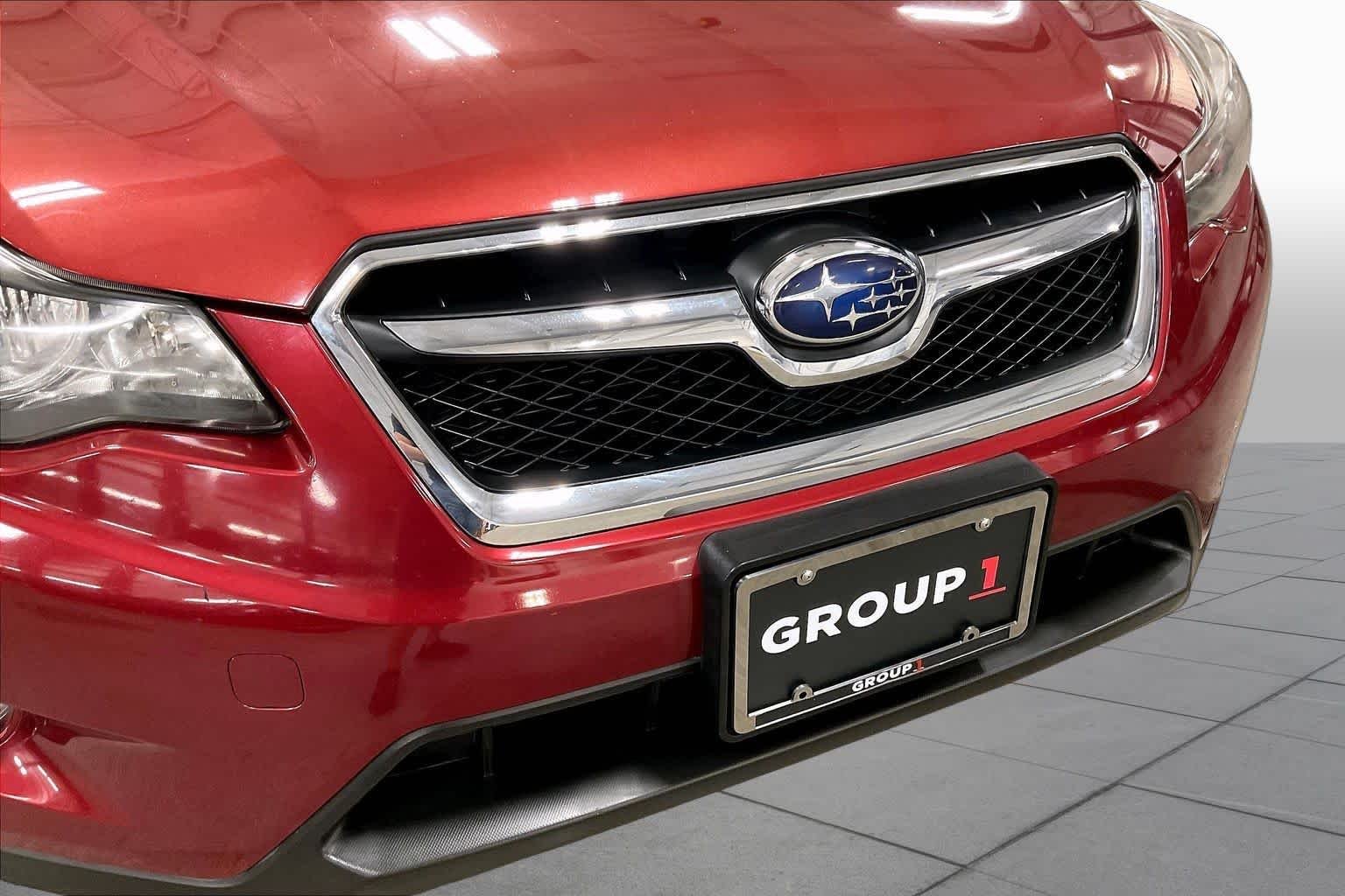 Used 2015 Venetian Red Pearl Subaru Premium image 29