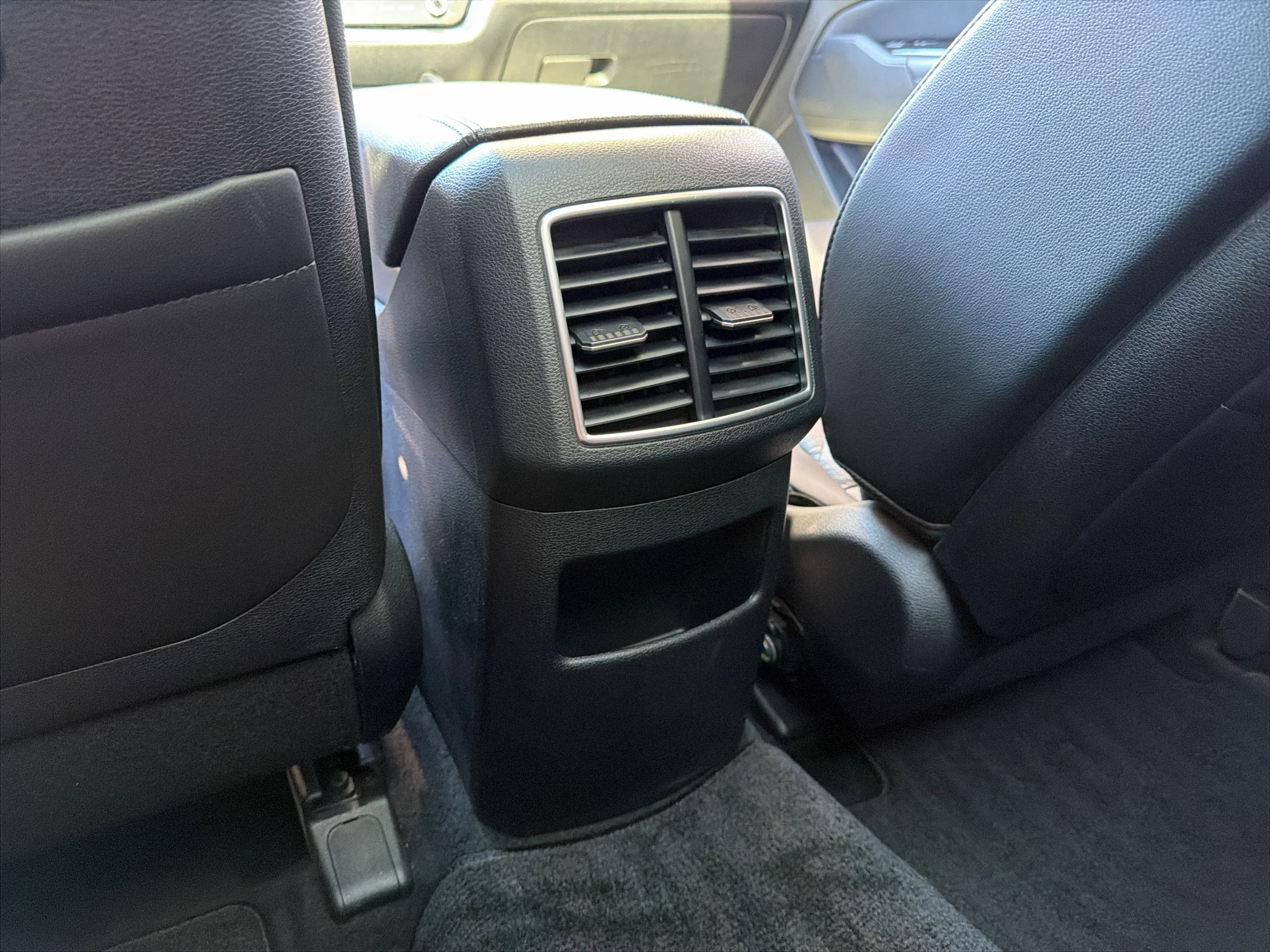 Used 2023 Wolf Gray/Ebony Black Roof Kia X-Pro Prestige image 16