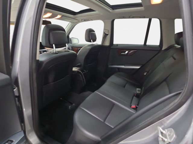 Used 2012 Gray Mercedes-Benz GLK 350 image 12