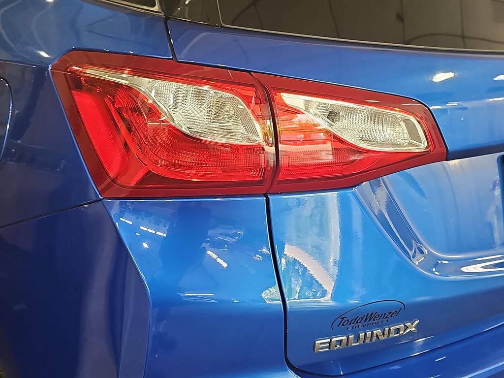 Used 2019 KINETIC BLUE METALLIC Chevrolet LS image 38