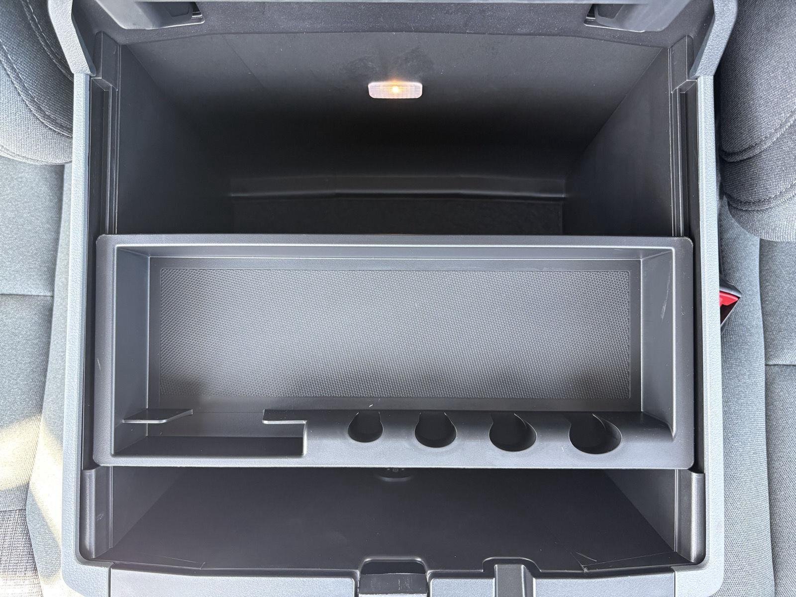 New 2026 Carbonized Gray Metallic Ford F-350® XLT image 14