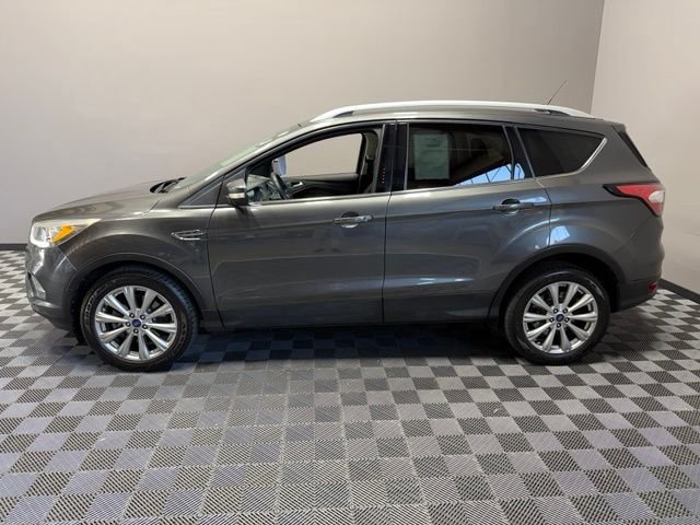 Used 2018 Magnetic Ford Titanium image 6