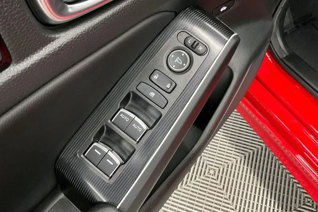 2025 Honda Civic Sport Touring - Photo 39