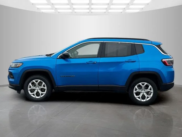 Certified Used 2024 Blue Jeep Latitude image 4