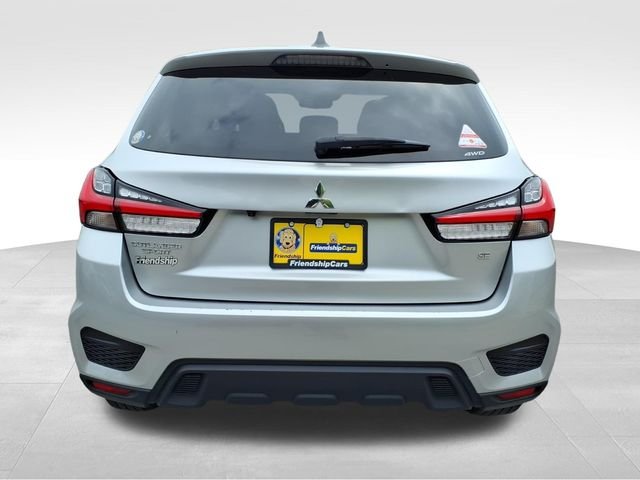 Used 2024 Black Mitsubishi 2.0 ES image 9