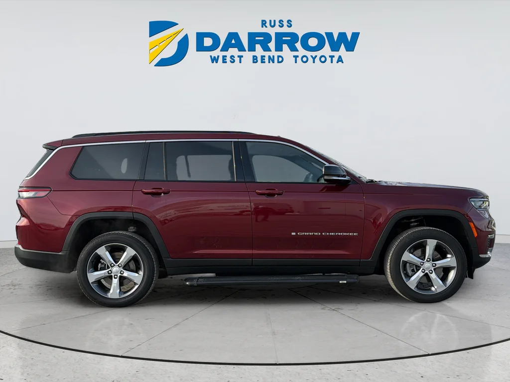 Used 2025 Red Jeep Limited image 6