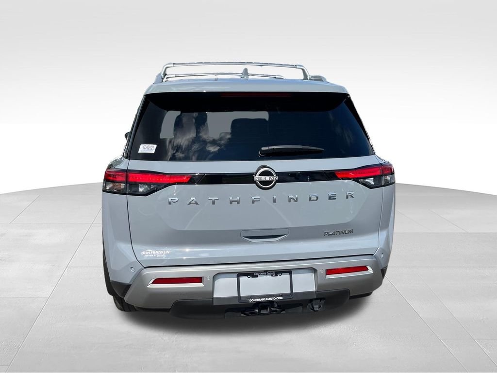 Used 2025 Gray Nissan Platinum image 4