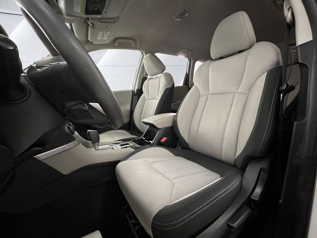 Used 2021 White Subaru Base image 8