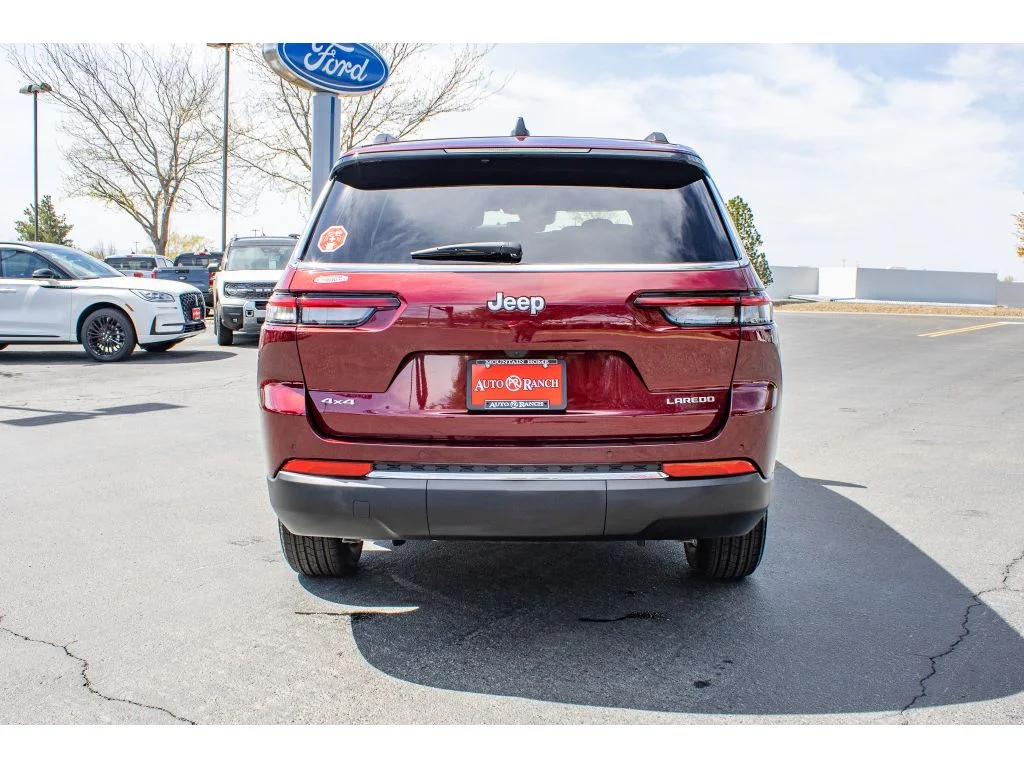 New 2026 Velvet Red Pearlcoat Jeep Laredo X image 6