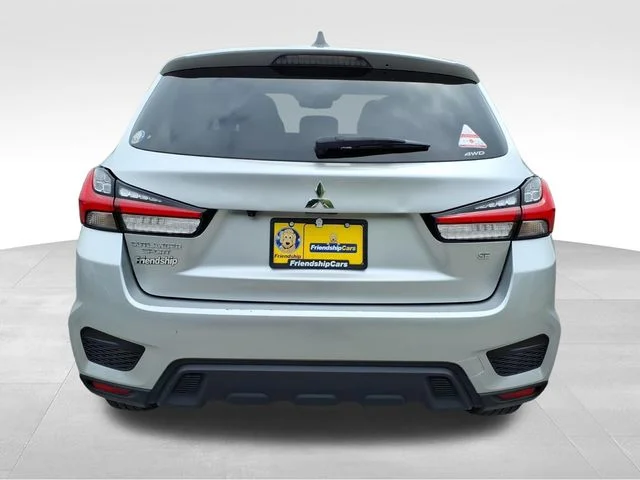 Used 2024 Black Mitsubishi 2.0 ES image 9