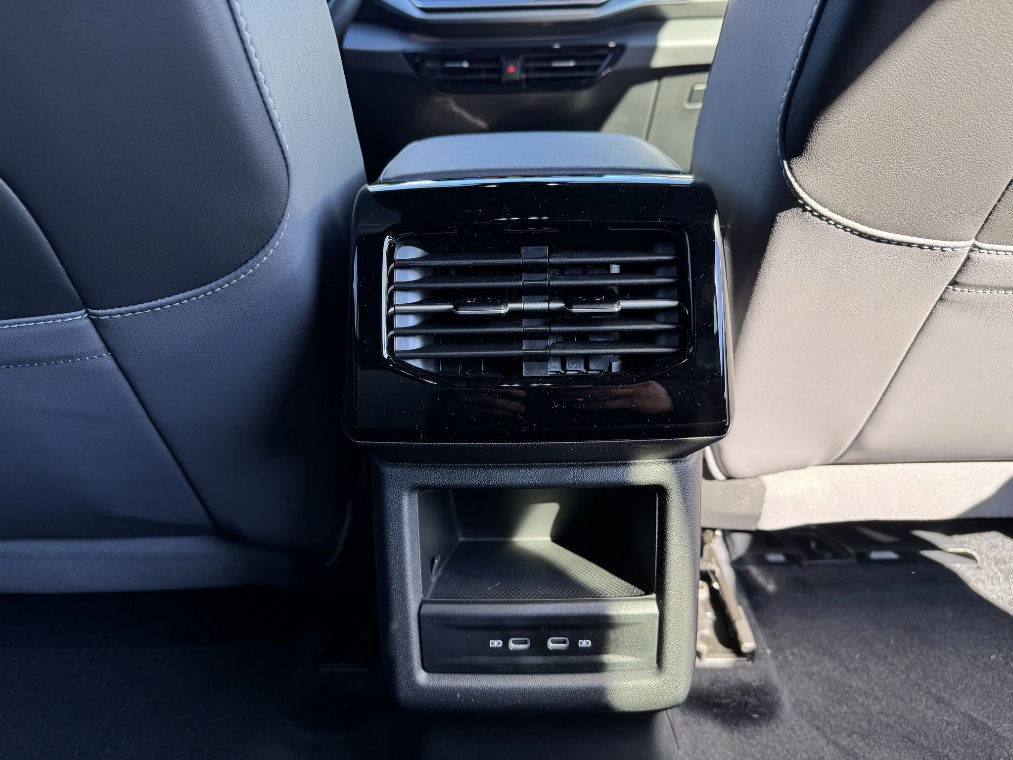New 2026 Pure Gray Volkswagen Pro image 33