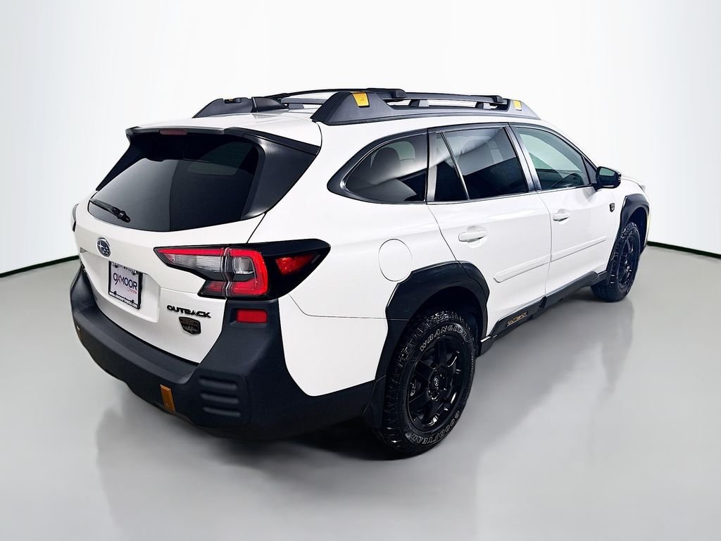 Used 2022 Crystal White Pearl Subaru Wilderness image 7