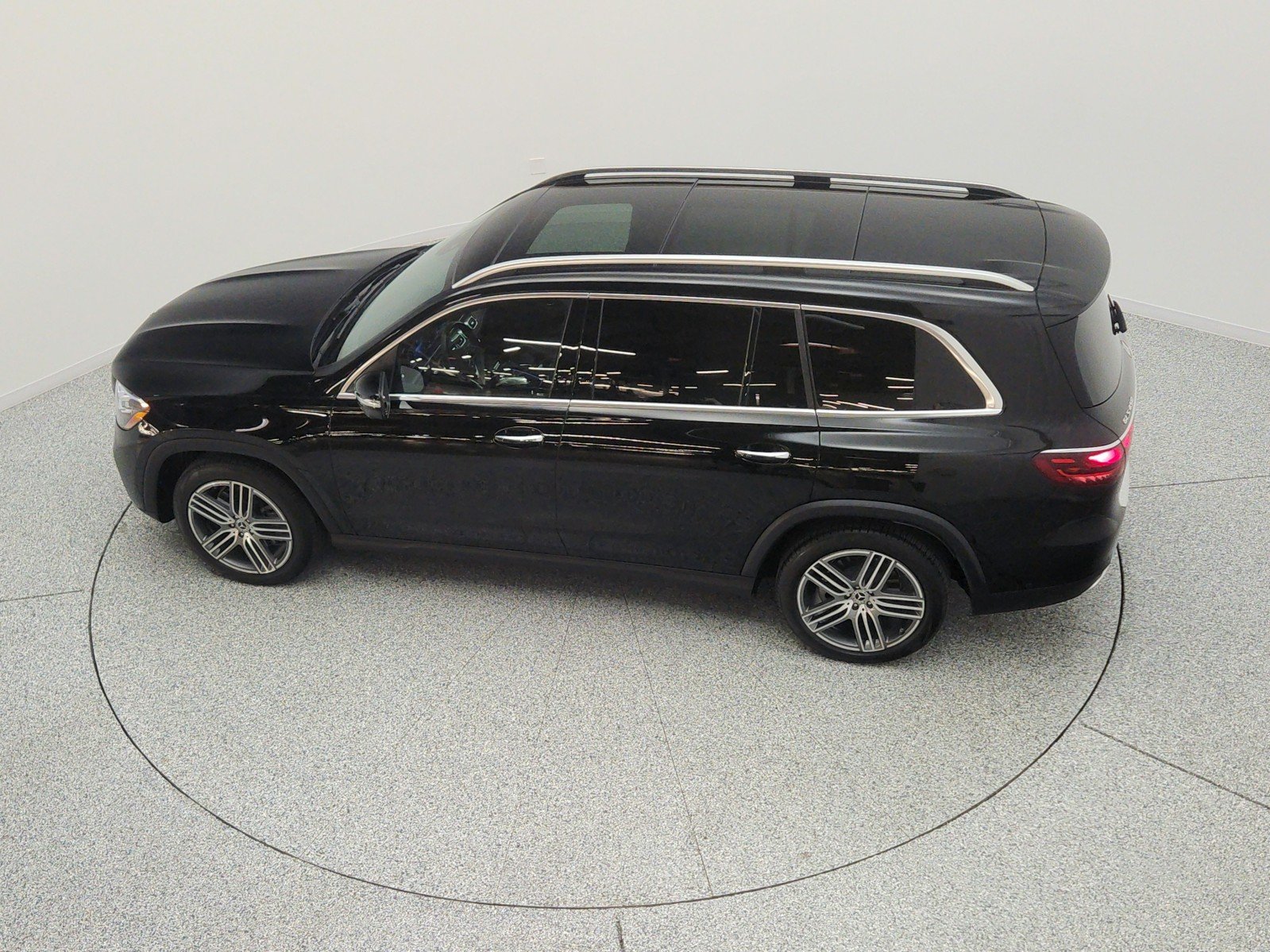 Certified Used 2025 Black Mercedes-Benz GLS 450 4MATIC® SUV image 30
