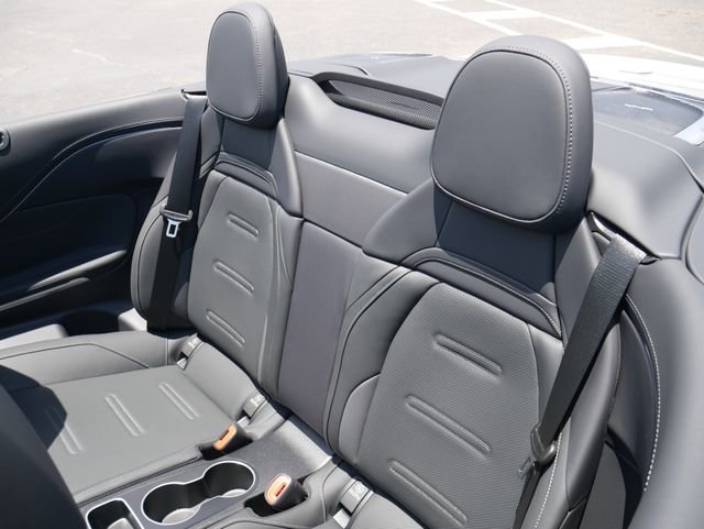 New 2026 MANUFAKTUR Alpine Grey Mercedes-Benz AMG® CLE 53 4MATIC+ Cabriolet image 35