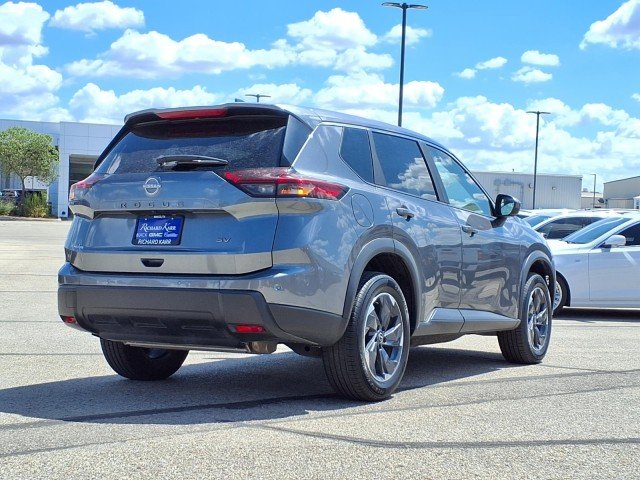 2024 Nissan Rogue SV - Photo 7