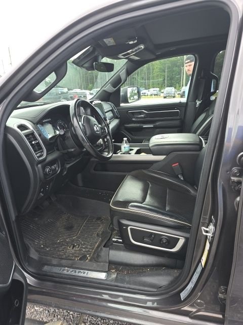Used 2021 Granite Crystal Clearcoat Metallic Ram Laramie image 8