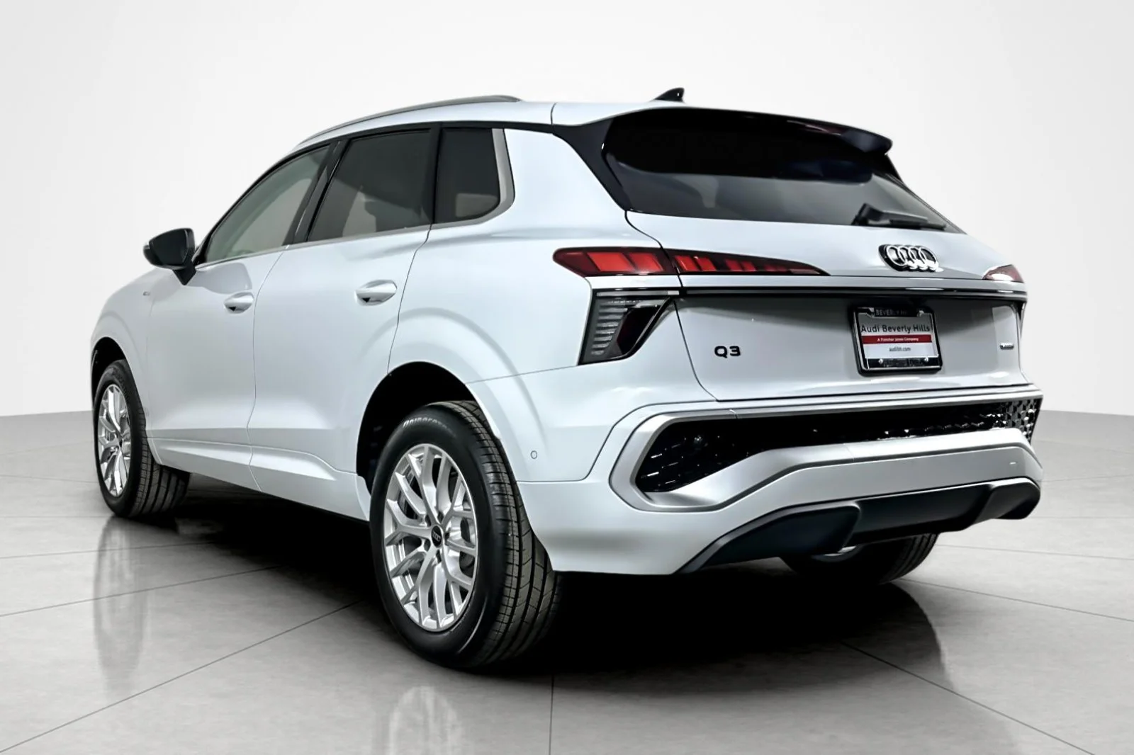 New 2026 Glacier White Metallic Audi S line quattro image 4