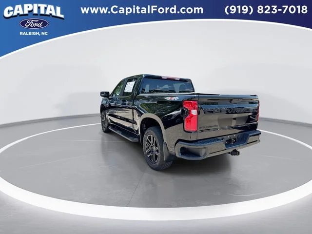 Used 2021 Black Chevrolet Custom image 6