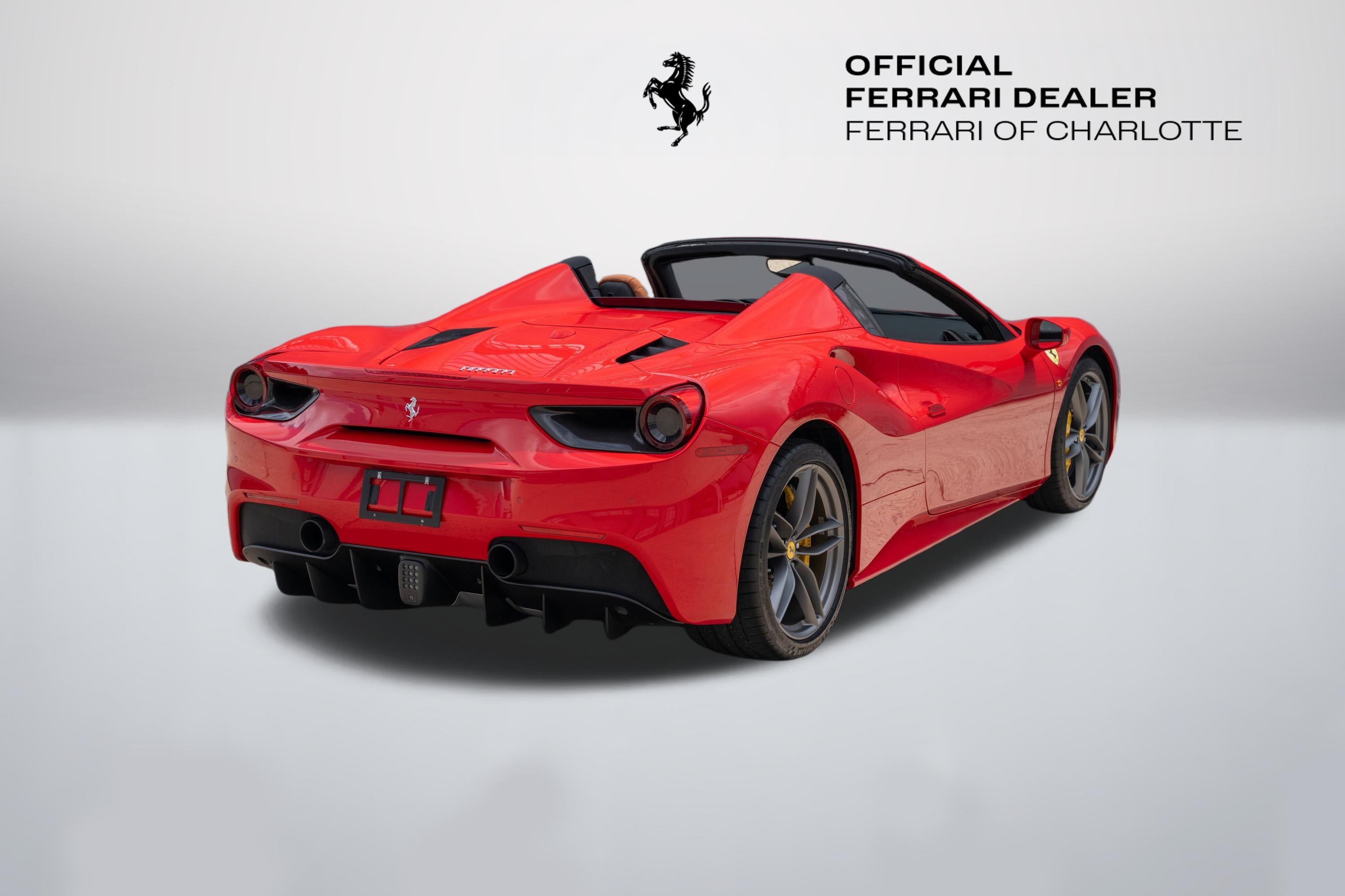 Used 2018 Rosso Corsa Ferrari  image 8