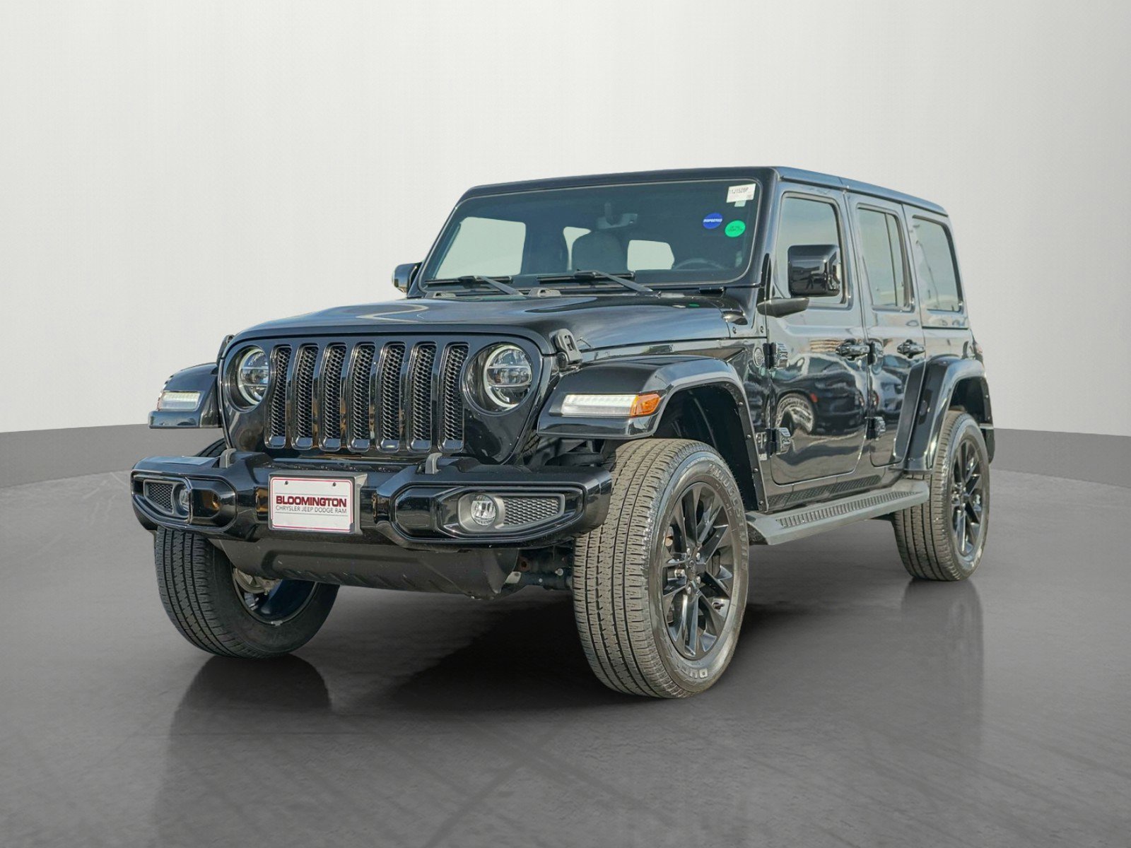 2022 Jeep Wrangler Unlimited Sahara High Altitude photo 2