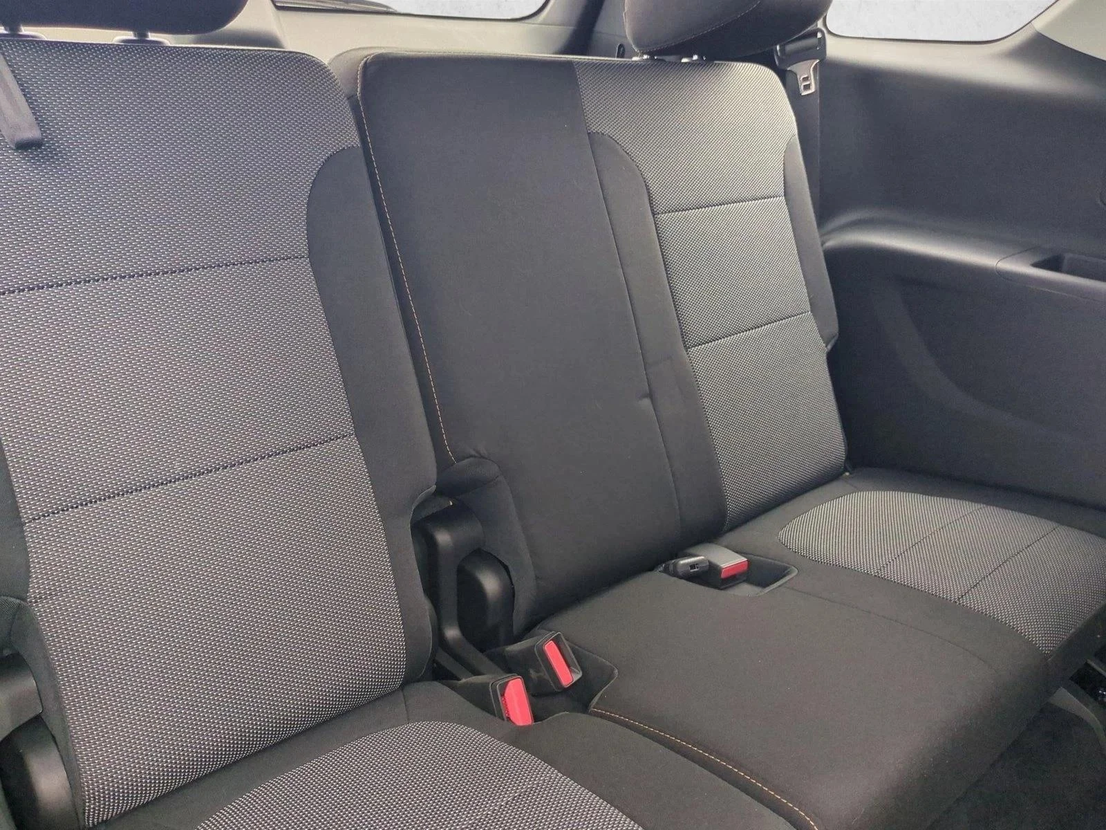 Used 2019 Summit White Chevrolet LS image 19