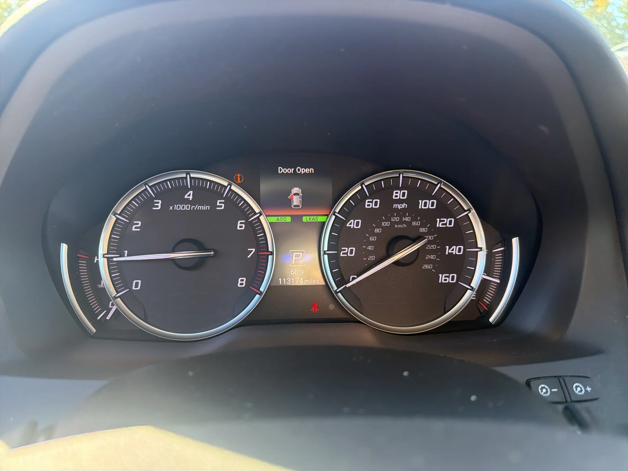 Used 2018 Modern Steel Metallic Acura w/Advance/Entertainment Pkg image 14