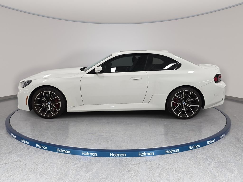 Used 2024 Alpine White BMW  image 3