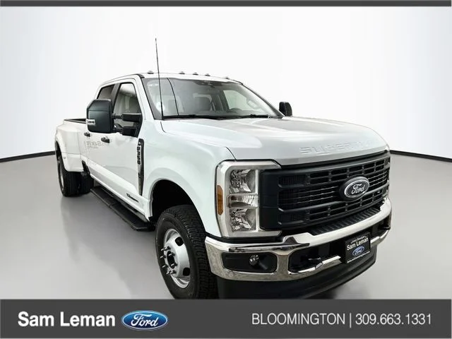 New 2026 Oxford White Ford F-350® XL image 1