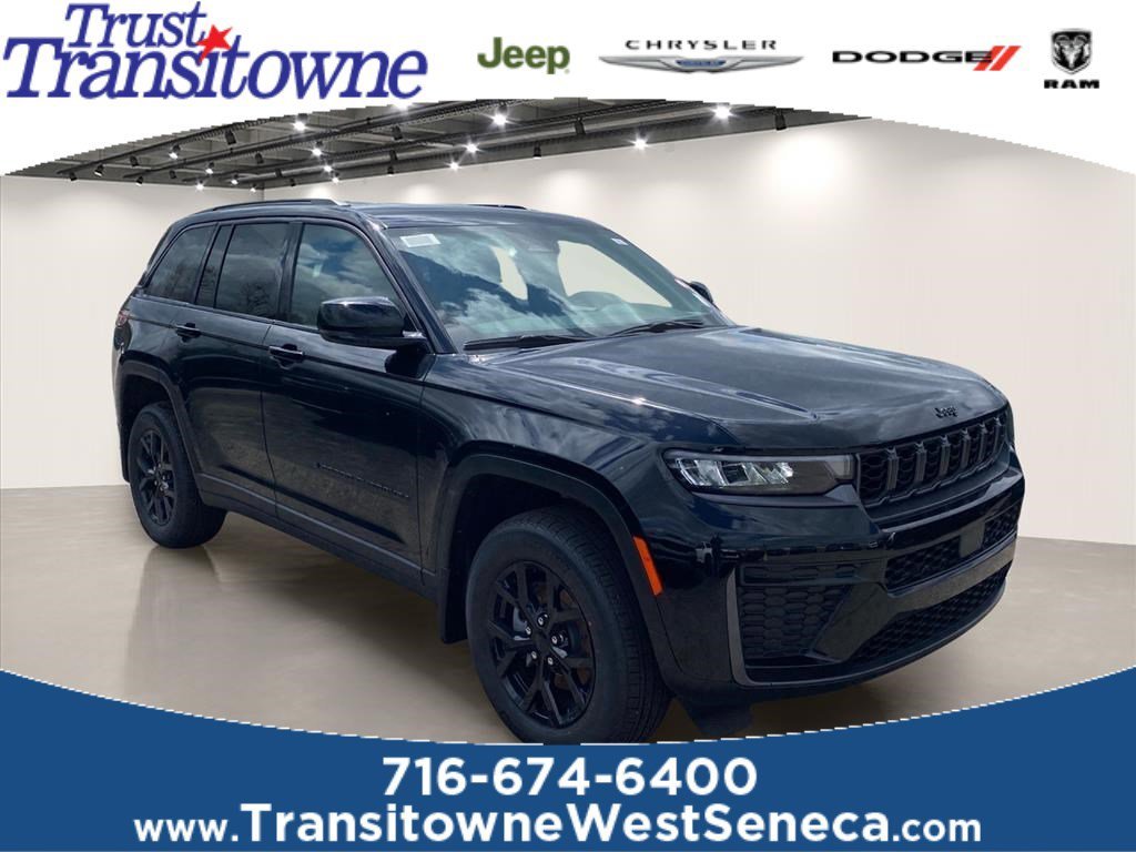 New 2026 Diamond Black Crystal Pearl-Coat Exterior Paint Jeep Altitude image 1