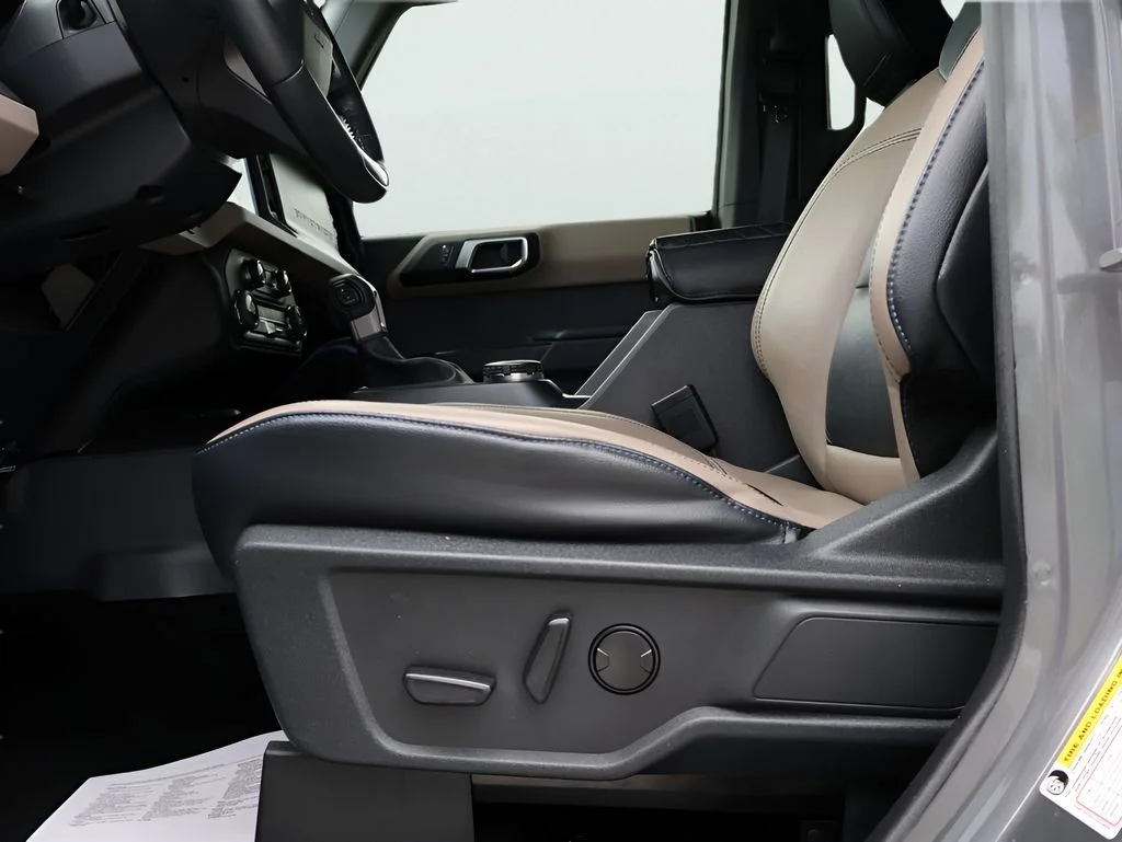 Used 2024 Carbonized Gray Metallic Ford Wildtrak image 37