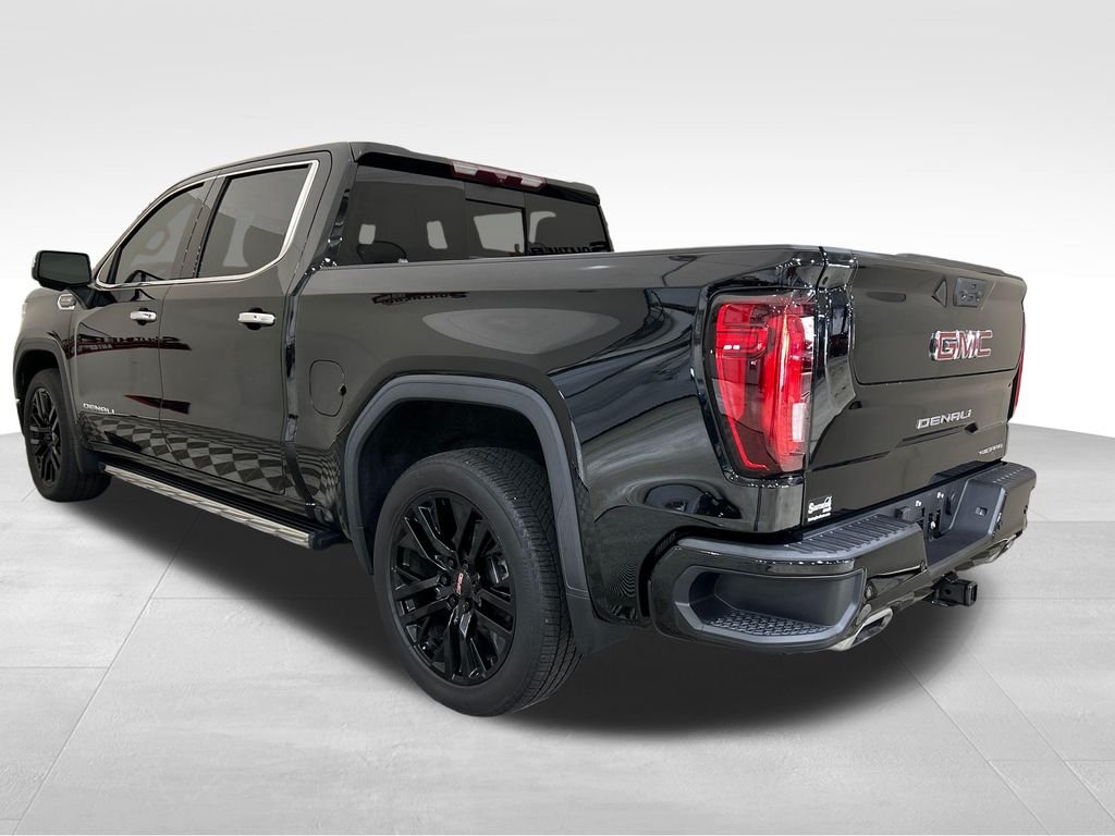 Used 2022 Black GMC Denali image 3