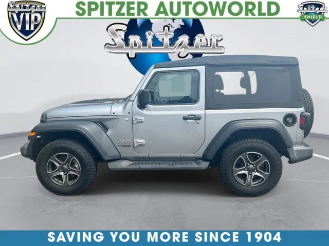 Used 2018 Silver Jeep Sport S image 6