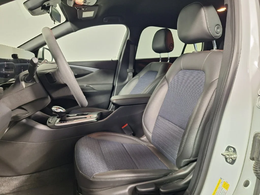 Used 2026 White Buick Preferred image 21