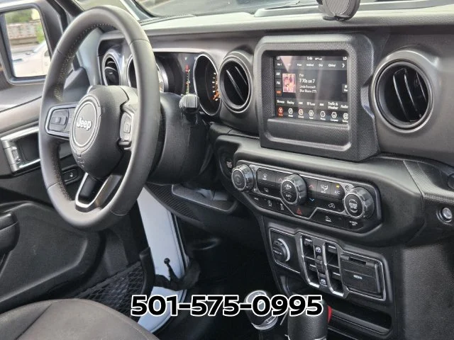 Used 2023 White Jeep Sport S image 21