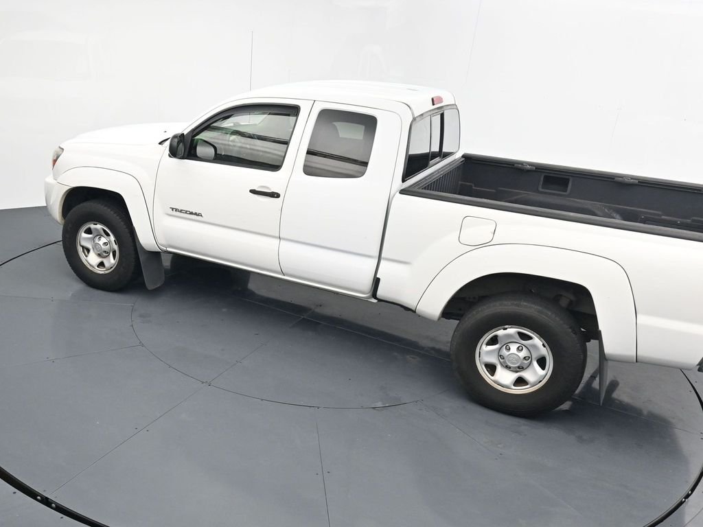 Used 2009 White Toyota PreRunner image 22
