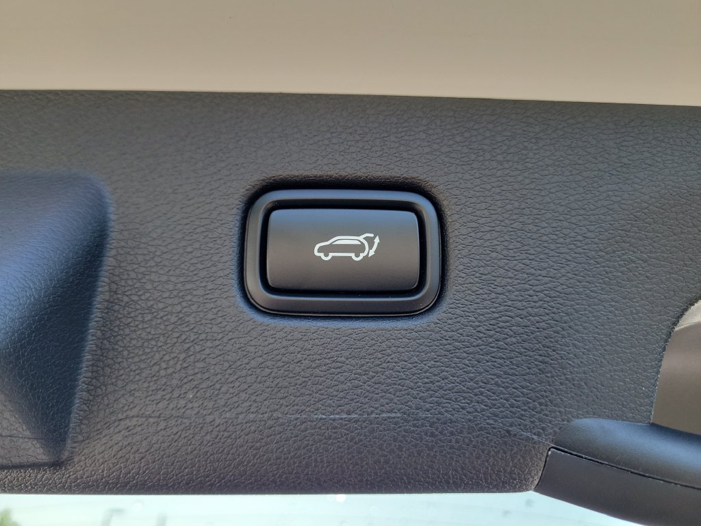 New 2026 Glacial White Pearl Kia SX Prestige image 15