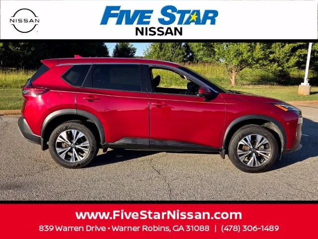 Used 2021 Red Nissan SV image 14