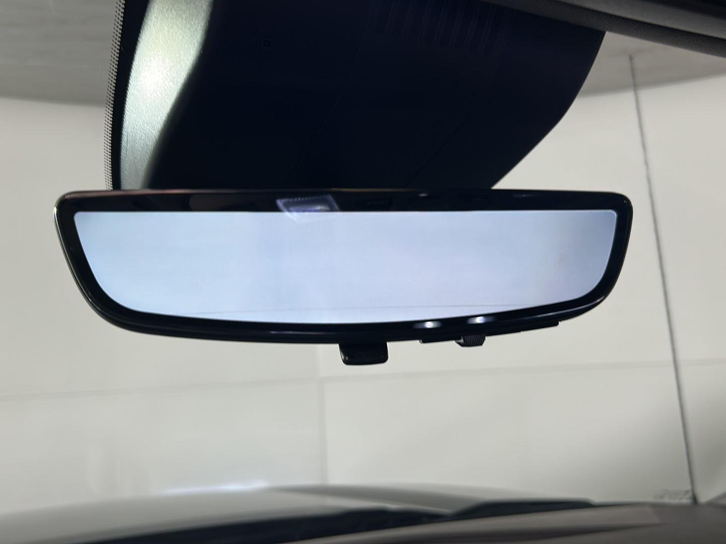 Used 2025 Onyx Black GMC Denali image 34