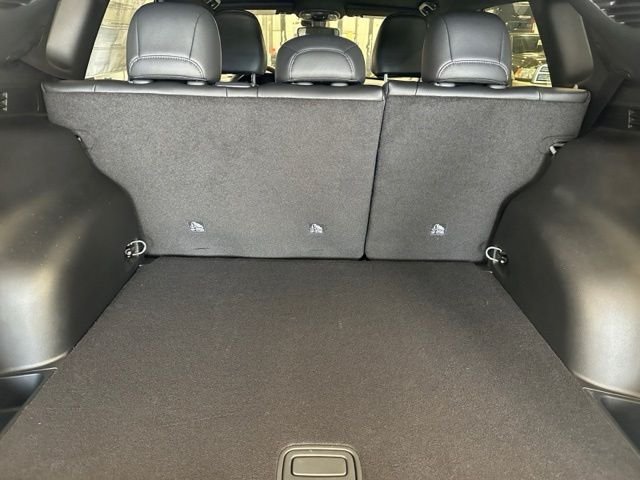 New 2026 Silver Zynith Metallic Clear-Coat Exterior Paint Jeep Latitude Altitude image 18