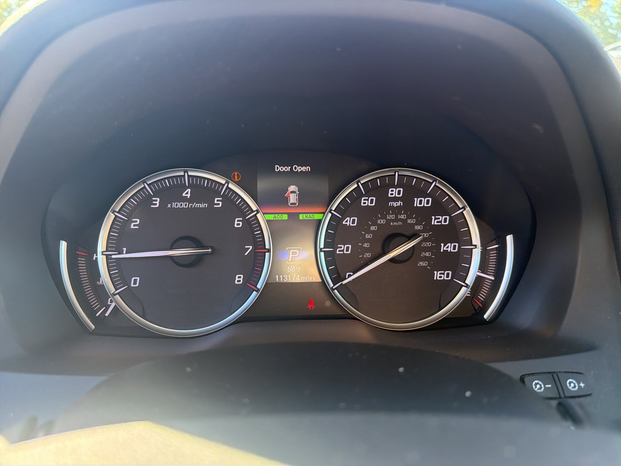 Used 2018 Modern Steel Metallic Acura w/Advance/Entertainment Pkg image 14