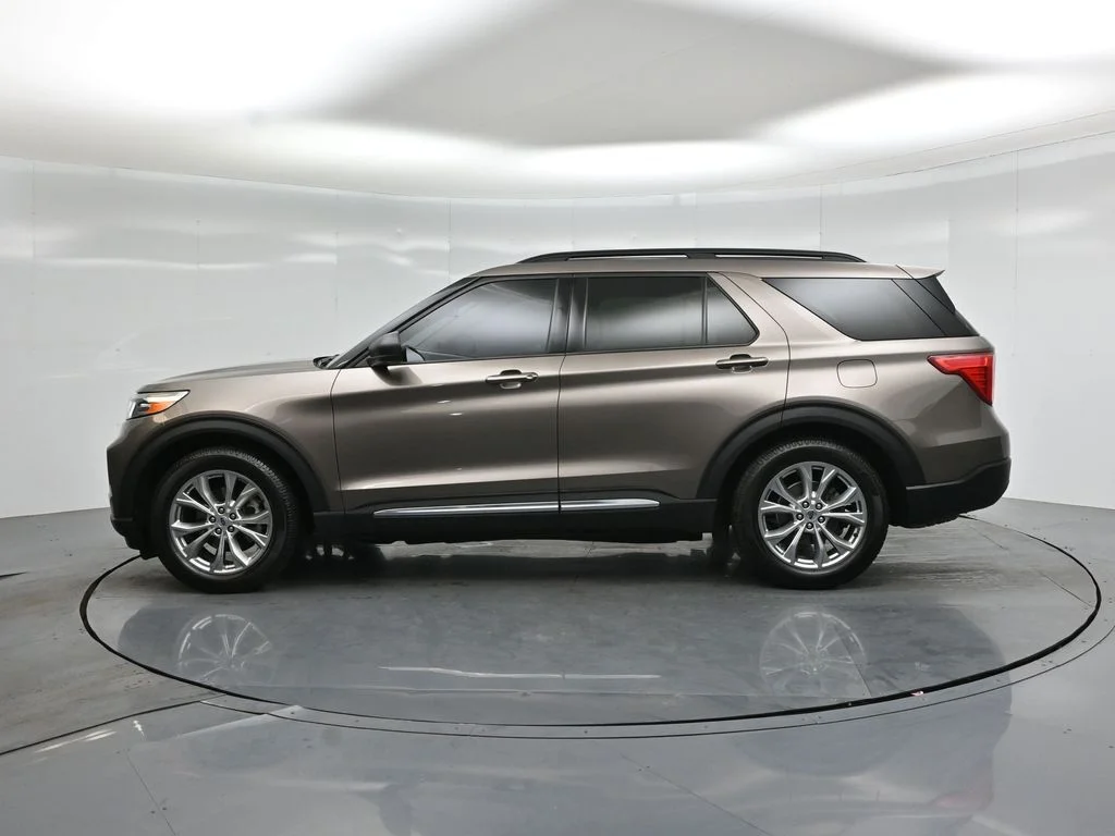 Used 2021 Gray Ford XLT image 28