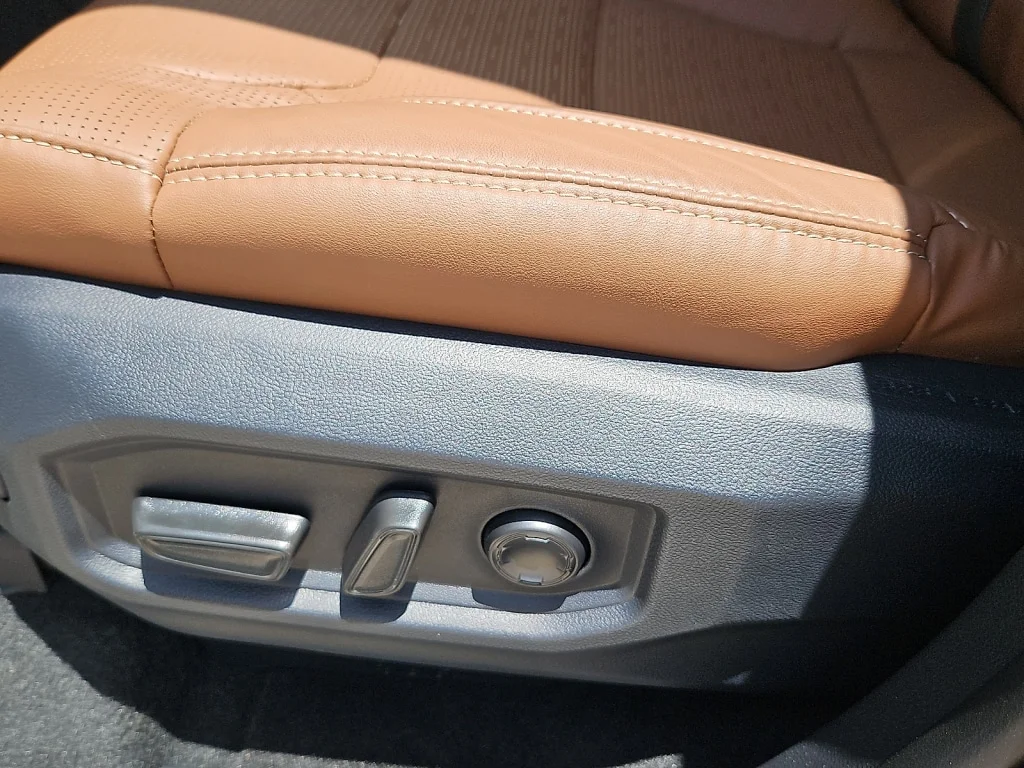 New 2026 Wind Chill Pear Toyota 1794 Edition image 9